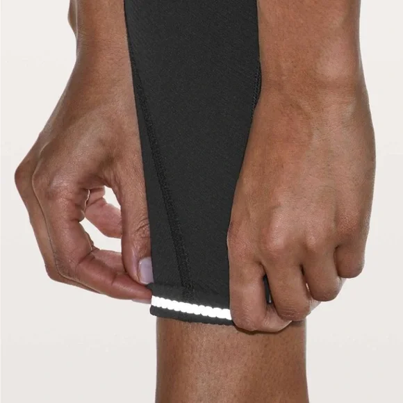 Lululemon On Repeat 7/8 Tight *28" - Picture 6 of 7